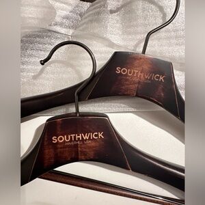 COPY - 6 Luxurious Southwick wooden hangers